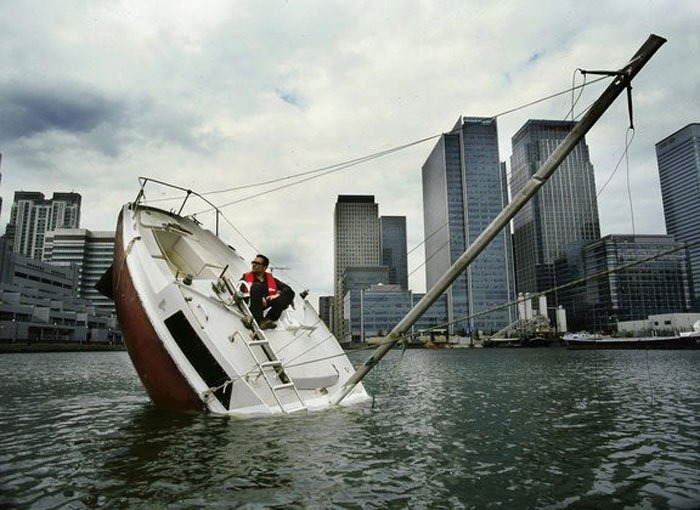The Fantastic Sinking Boat by Julien Berthier Amusing